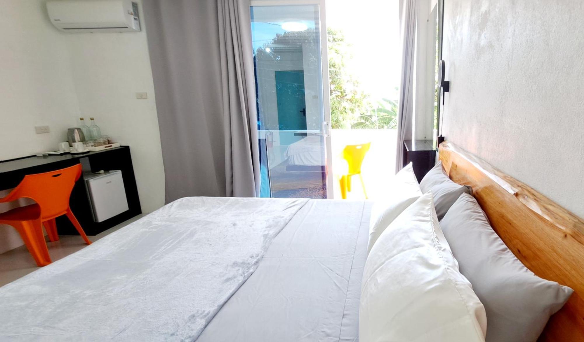 Bougainvillea Guesthouse ซานฮวน ภายนอก รูปภาพ