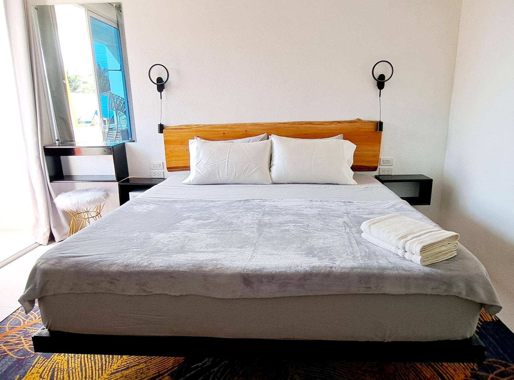 Bougainvillea Guesthouse ซานฮวน ภายนอก รูปภาพ
